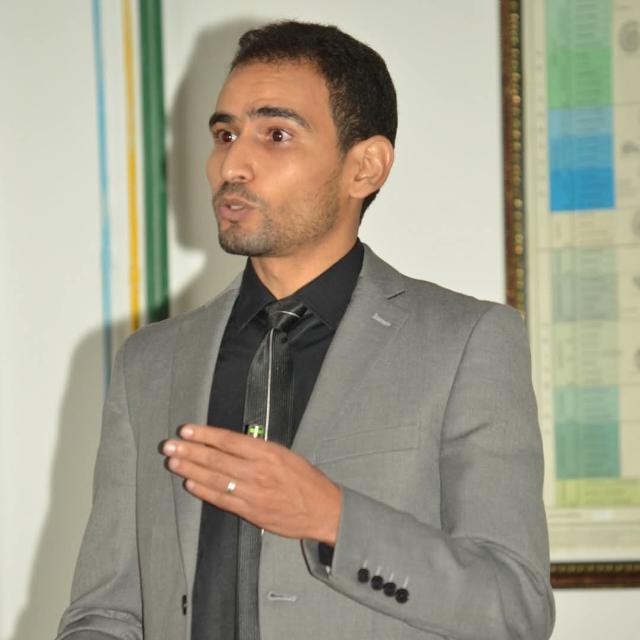 Pr. Nabil Ezarfi